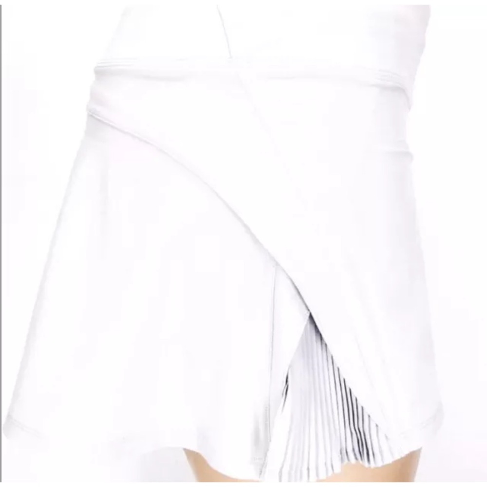 LULULEMON PLAY OFF the PLEATS SKIRT MID RISE WHITE + Lavender sz.8 - Picture 4 of 12